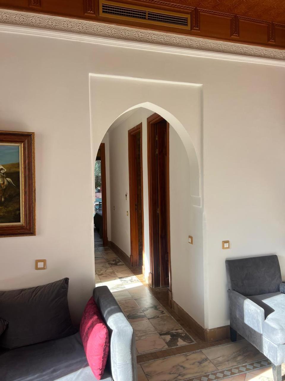 Vue Piscine Palmerie Appartement *